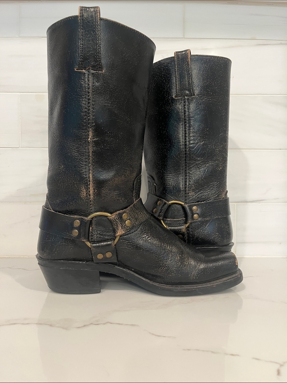 Frye Women’s 12R Black Distressed Vintage Leather Harness Boots Size US 8.5 - Picture 16 of 16